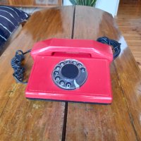Стар телефон #11, снимка 1 - Антикварни и старинни предмети - 43091973