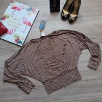 Нова блуза с камъни на намаление, снимка 1 - Блузи с дълъг ръкав и пуловери - 27225657