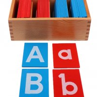 Монтесори пясъчна азбука с главни и ръкописни букви в кутия, снимка 1 - Образователни игри - 35039501