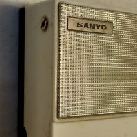 Ретро японско радио  Sanyo All Wave, снимка 8 - Радиокасетофони, транзистори - 39387244