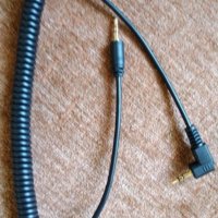 Универсален свързващ кабел към 2.5 мм жак, снимка 1 - Чанти, стативи, аксесоари - 36758874