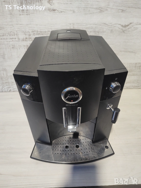 ГАРАНЦИЯ ! JURA Impressa C5 / Кафеавтомат - робот, снимка 1