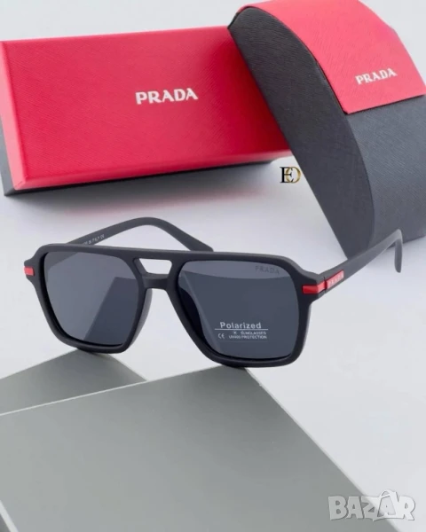 очила с калъф prada , снимка 1