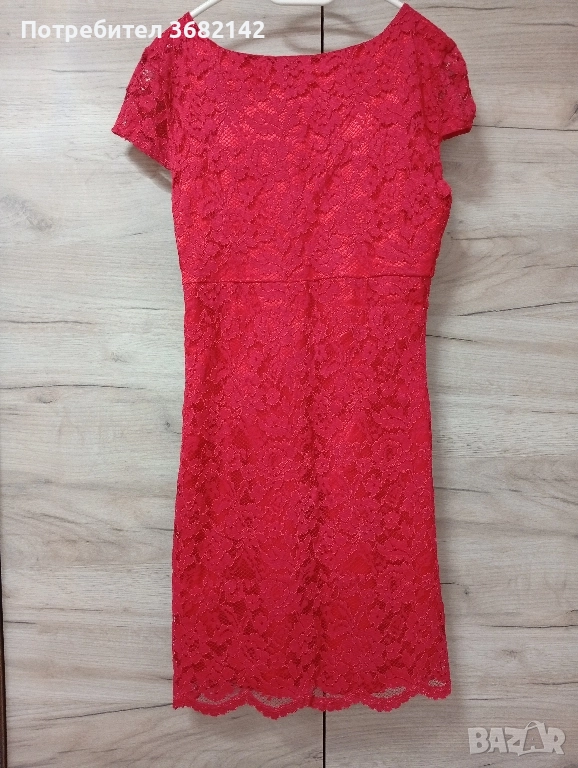 продавам червена рокля , снимка 1