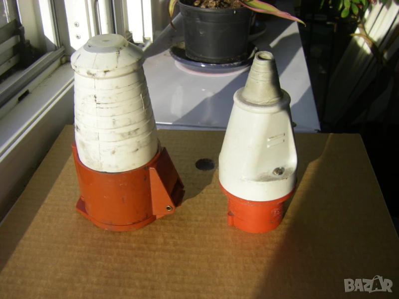 Подвижен трифазен контакт и щепсел, снимка 1