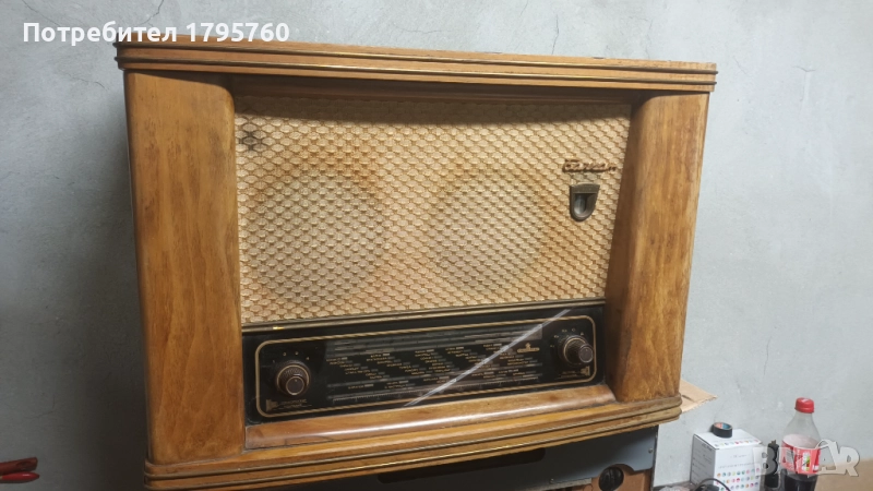Радиограмофон Балкан 1957, снимка 1