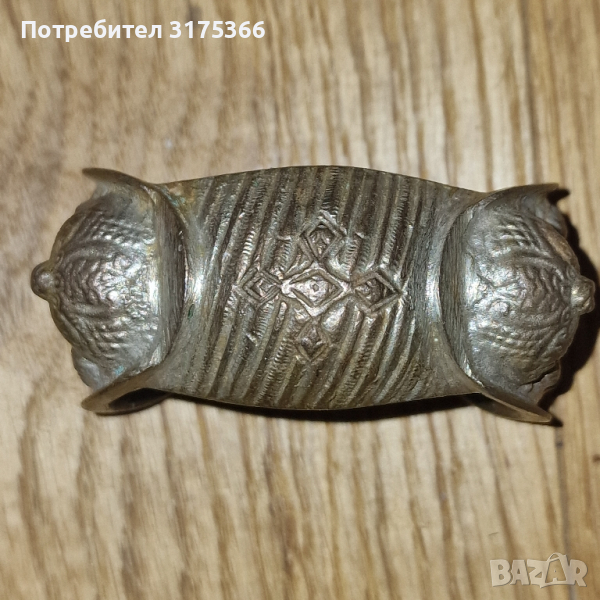 Сребърна възрожденска религиозна  гривна рогатка, снимка 1