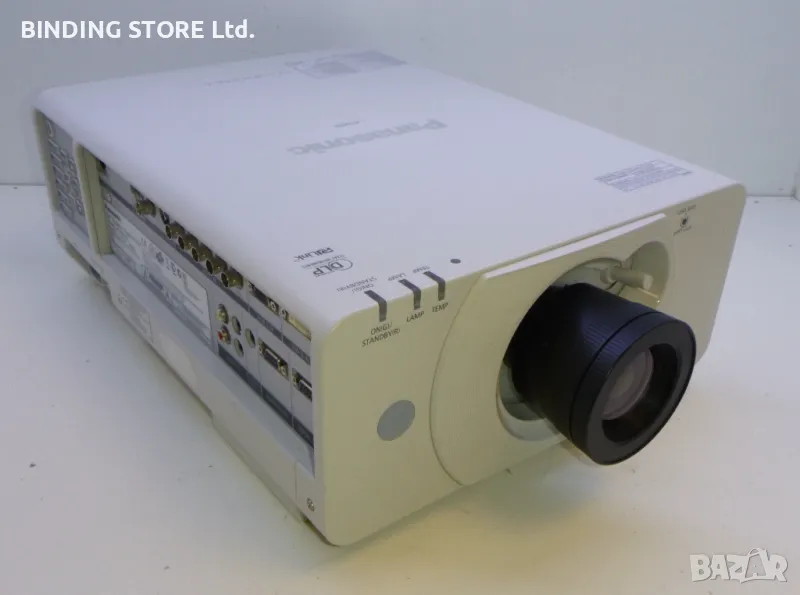 Panasonic PT-DZ570E – професионален DLP мултимедиен проектор с висока яркост и WUXGA резолюция, снимка 1