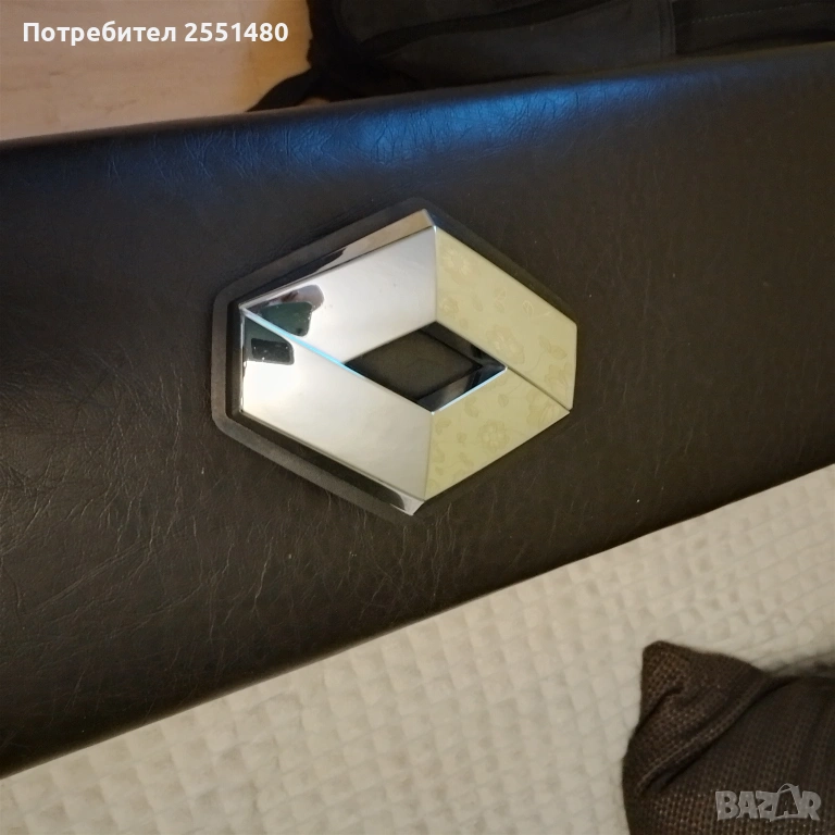 Предна емблема за Renault Scenic III, снимка 1