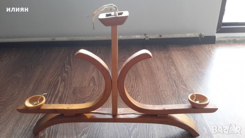 Дървена лампа със две крушки , снимка 1