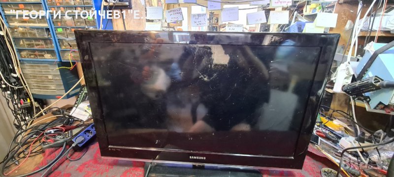 SAMSUNG LE32C530F1W СЪС СЧУПЕНА МАТРИЦА, снимка 1