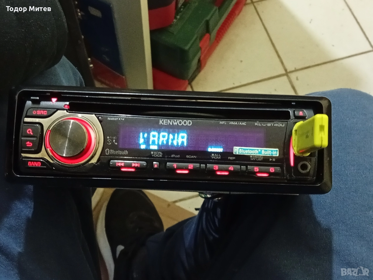 Kenwood KDC-BT40U, снимка 1
