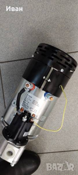 Хидравлична помпа ел.12в.и24в.2кв.вентилиран двигател за автокранове,самосвали и други, снимка 1