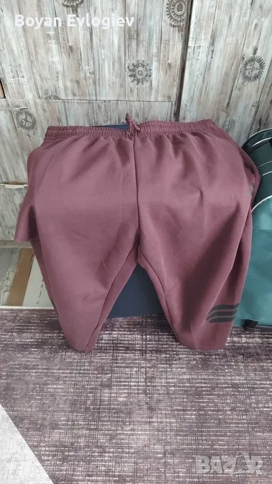 Спортно долнище Adidas, снимка 1