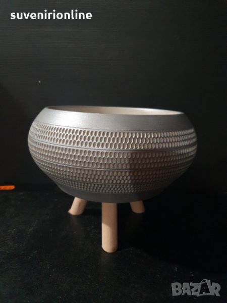 Керамична кашпа на дървена стойка, снимка 1