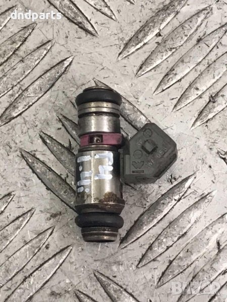 Дюза VW Golf 4,1.4i,16v,1999г., снимка 1