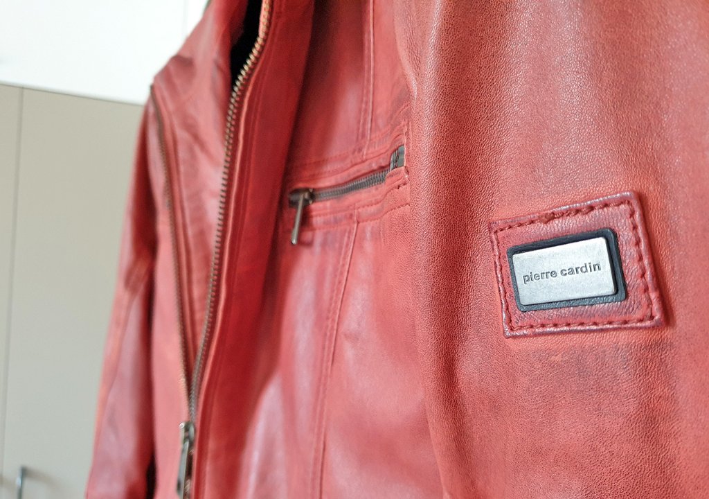 Мъжко кожено яке Pierre Cardin, мека агнешка кожа, червено в Якета в гр.  Велико Търново - ID36608314 — Bazar.bg