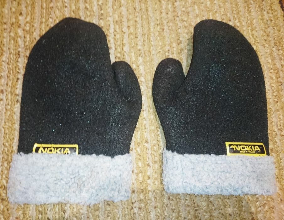 nokia eskimo mittens