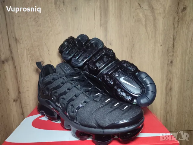 Nike VaporMax Plus 42 45, снимка 1 - Спортни обувки - 47678080