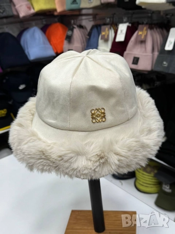 зимни шапки с пух ami prada loewe chanel jaquemus , снимка 8 - Шапки - 52013785