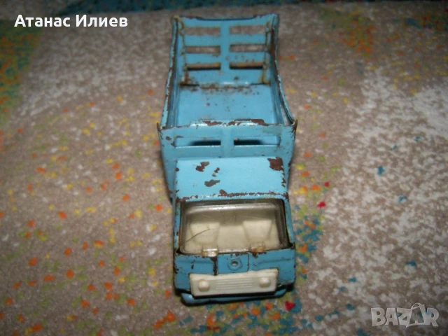 Ламаринено камионче, соц играчка, снимка 2 - Коли, камиони, мотори, писти - 51130940