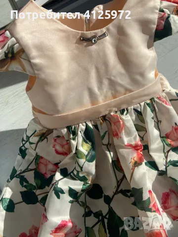 Красива детска рокля за 6-7 години, има нужда от корекция, снимка 2 - Детски рокли и поли - 48376878