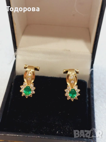 Затни 18каратови обеци с инкрустирани изумруди, снимка 2 - Обеци - 53395763