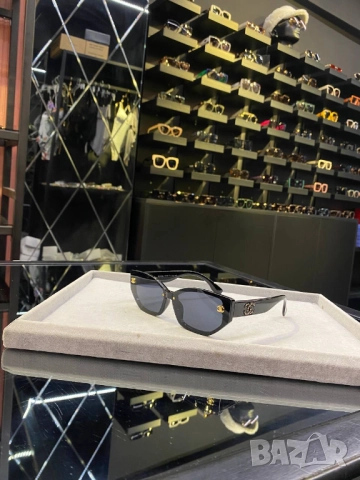 очила с черен обикновен калъф и ув защита chanel, снимка 3 - Слънчеви и диоптрични очила - 51450701