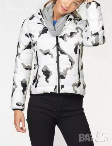 Дамско яке Napapijri Aerons - размер М, снимка 4 - Якета - 34889314