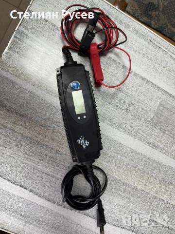 зарядно за акумулатор  281122 - 33лв или 16,87 евро     дава се това от снимките в Силистра е 089929