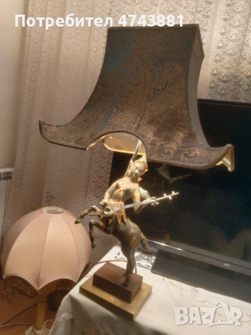 Настолна лампа,тип нощна, снимка 5 - Антикварни и старинни предмети - 53577116