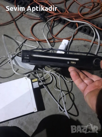 DVD плейър , снимка 2 - Плейъри, домашно кино, прожектори - 53110232