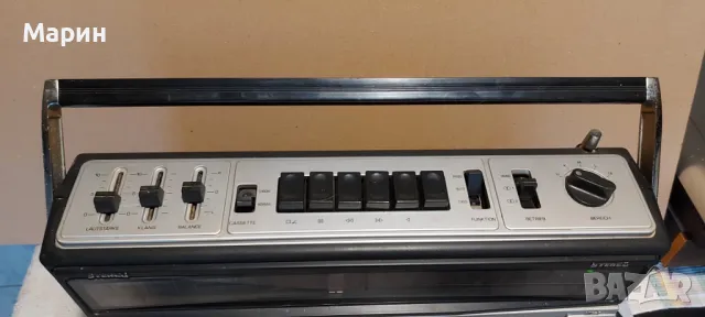 Касетофон Universum, снимка 2 - Радиокасетофони, транзистори - 49516981