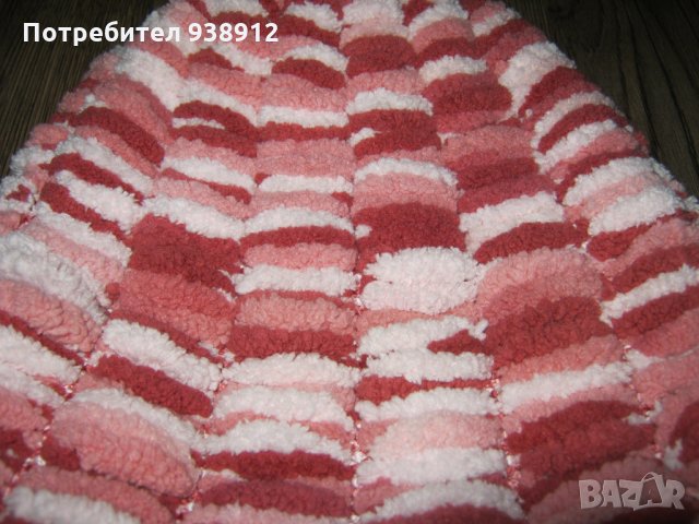 Бебешка зимна шапка в червено и бяло, снимка 3 - Бебешки шапки - 27312145