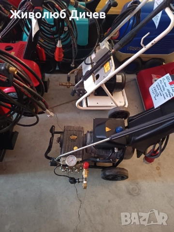 Професионална бензинова водоструйка , снимка 11 - Други машини и части - 51912949