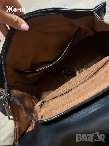 Дамска чанта, снимка 4 - Чанти - 47340600