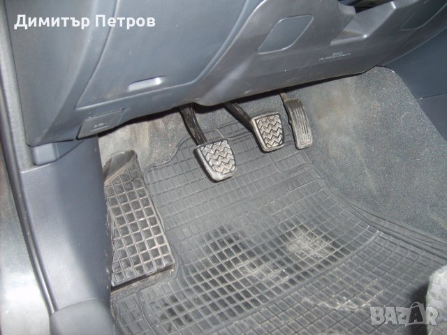 T0YOTA AVENSIS 2.0D4D, снимка 16 - Автомобили и джипове - 43527331