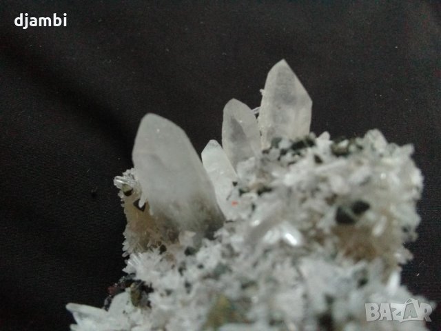 № 86 Кварцова друза с галенит и сфалерит, Кварц, Галенит, Сфалерит,