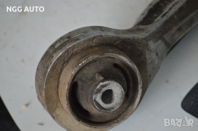 носач преден ляв за Audi A4 Avant B7 3.0 TDI, снимка 6 - Части - 37793760