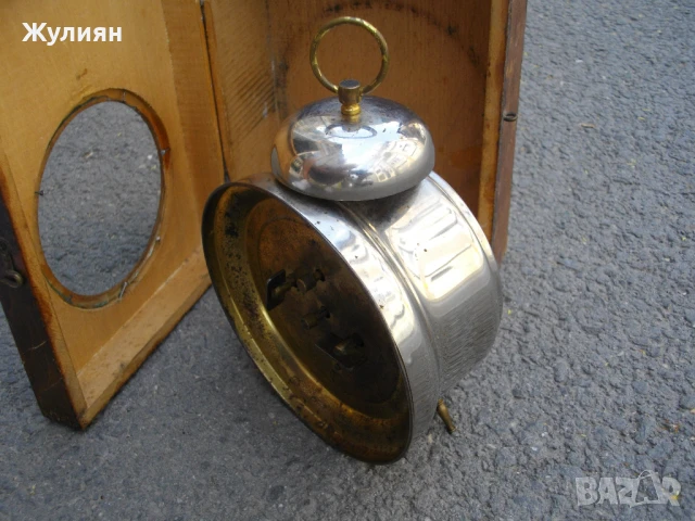 КОЛЕКЦИОНЕРСКИ СТАР БУДИЛНИК KIENZLE + КУТИЯ , снимка 4 - Антикварни и старинни предмети - 50771194