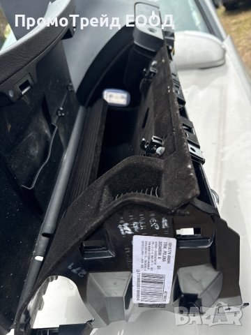 Жабка Мерцедес Е клас Mercedes W211 S211 E class, снимка 3 - Части - 43864299