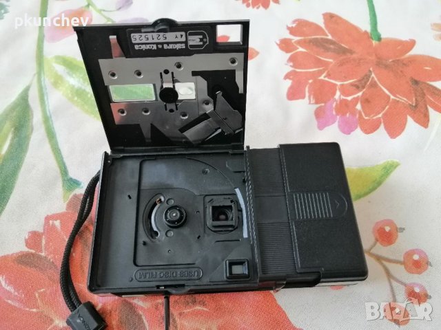Ретро фотоапарат KONICA DISC 15, снимка 5 - Антикварни и старинни предмети - 37336602