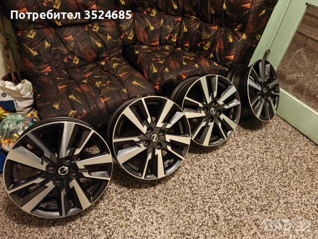 4 броя оригинални джанти на Нисан стават и за Рено Клио., снимка 2 - Гуми и джанти - 52210800