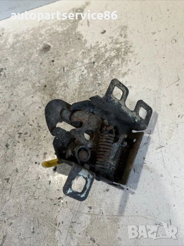 Механизъм за заключване на предния капак за Alfa Romeo Giulietta 1.6 M-Jet (2015), снимка 2 - Части - 53210681