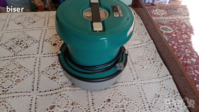 Ретро прахосмукачка Урал без торба, снимка 7 - Прахосмукачки - 52264592