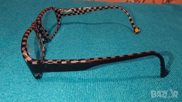 Оригинални очила - Etnia Barcelona, снимка 8 - Слънчеви и диоптрични очила - 37904442