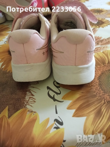 Маратонки Найк, снимка 2 - Детски маратонки - 52305337