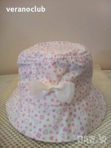 Бяла шапка Сърчица 3-6 годинки, снимка 2 - Шапки, шалове и ръкавици - 28811754