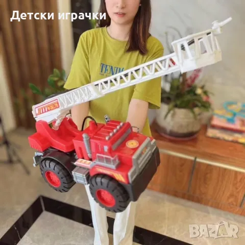 Пожарен камион с кран 40см, пръска вода, снимка 3 - Коли, камиони, мотори, писти - 50226398