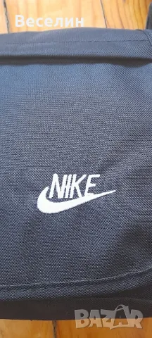 Спортна чанта NIKE , снимка 3 - Чанти - 49358964